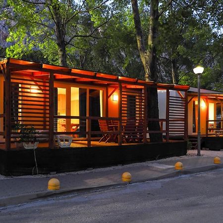 Mediteran Travel Mobile Homes Galeb 오미스 외부 사진