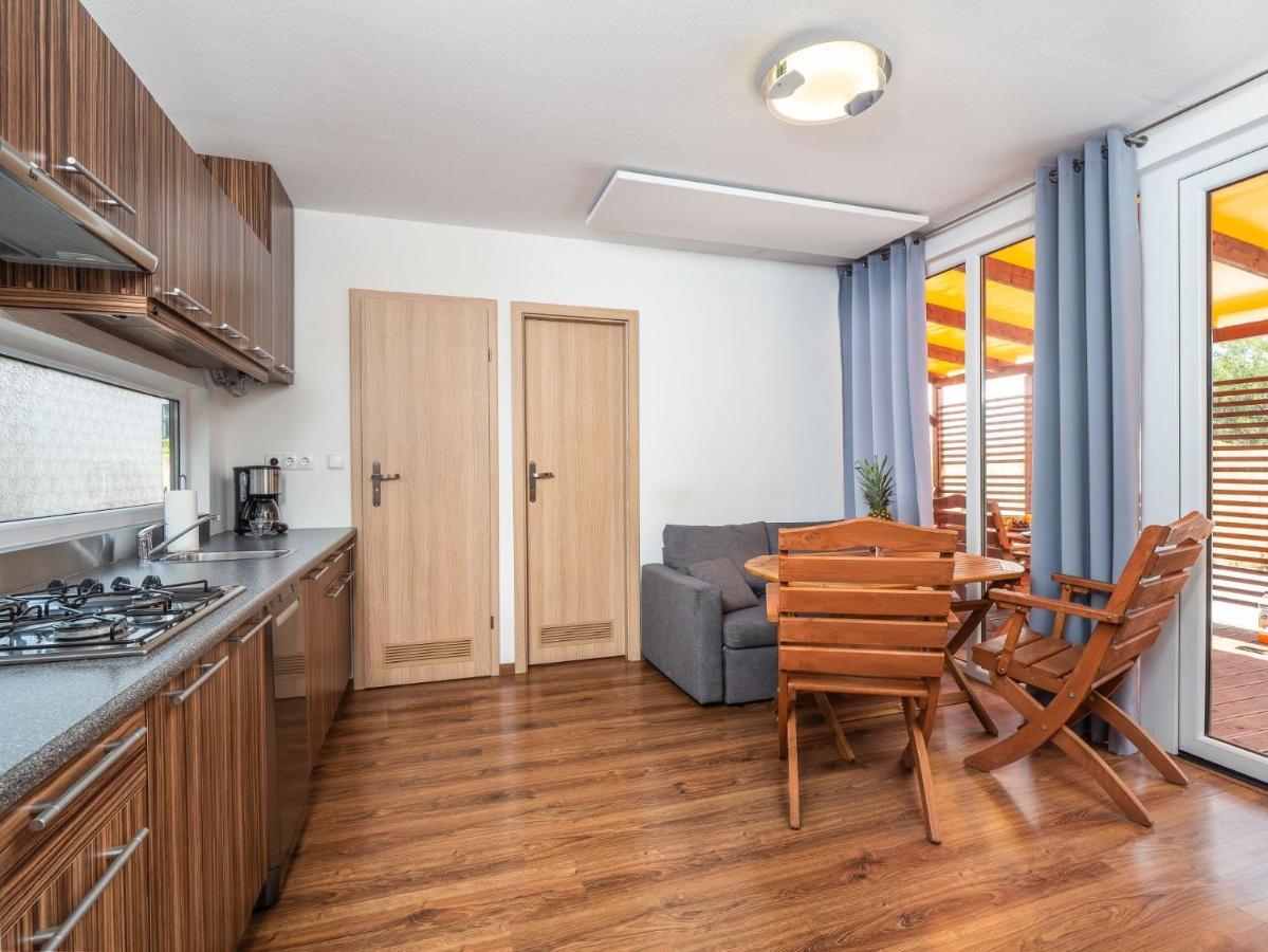 Mediteran Travel Mobile Homes Galeb 오미스 외부 사진