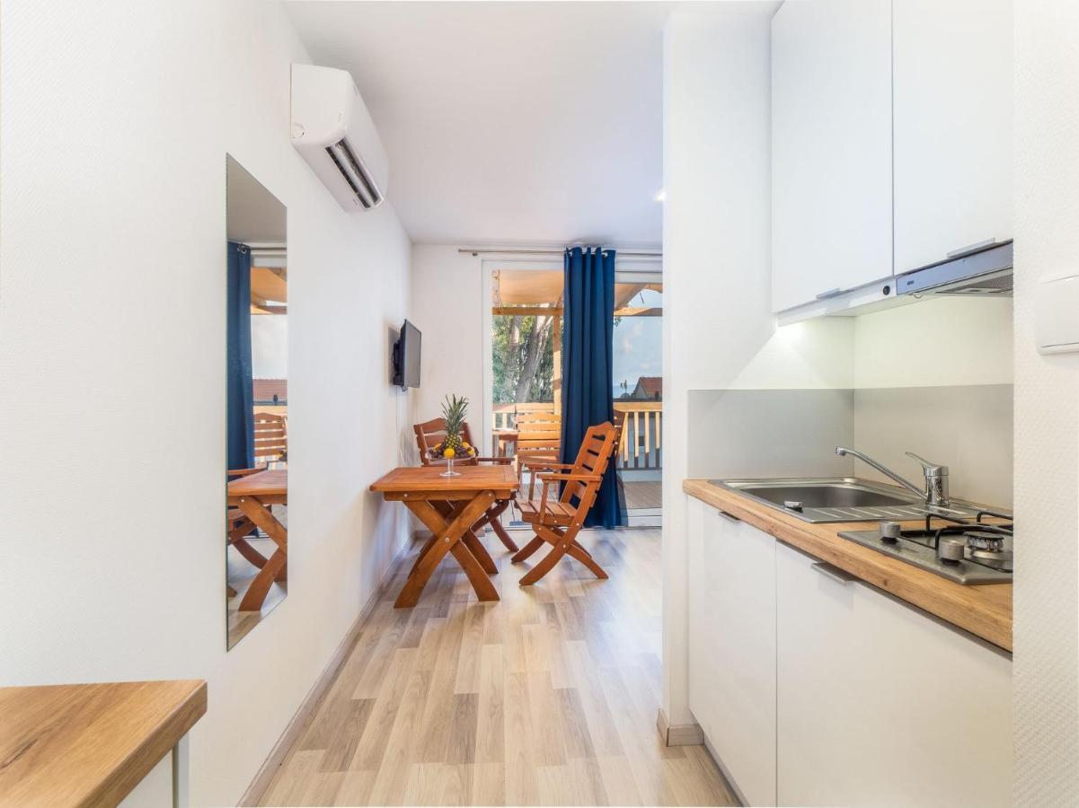 Mediteran Travel Mobile Homes Galeb 오미스 외부 사진