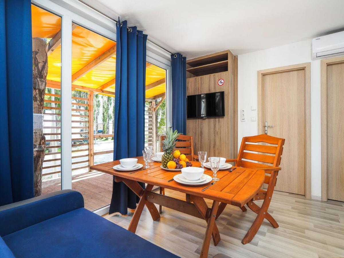 Mediteran Travel Mobile Homes Galeb 오미스 외부 사진